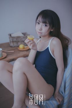 美女三级